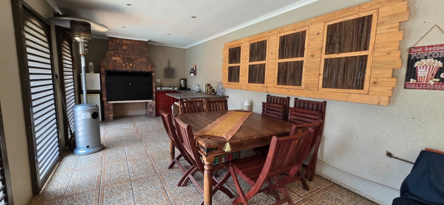 4 Bedroom Property for Sale in Randhart Gauteng