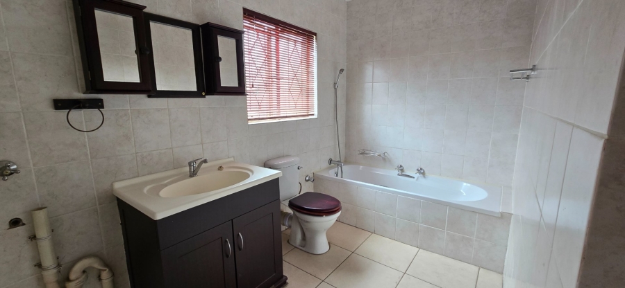 4 Bedroom Property for Sale in Randhart Gauteng