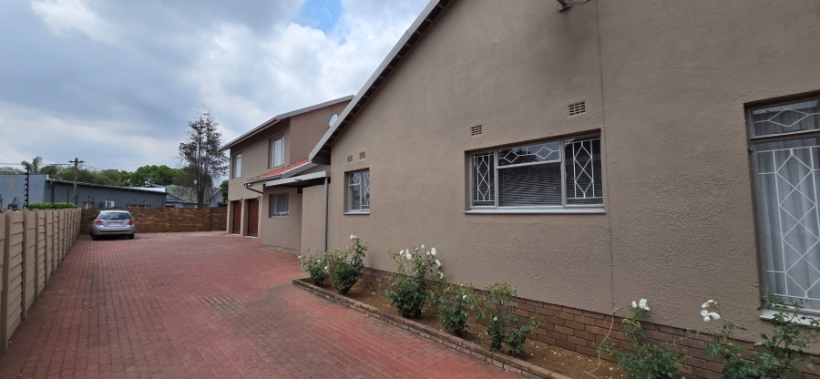 4 Bedroom Property for Sale in Randhart Gauteng