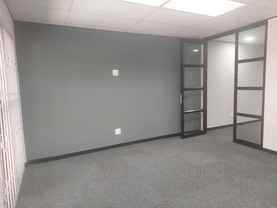 To Let commercial Property for Rent in Sunninghill Gauteng