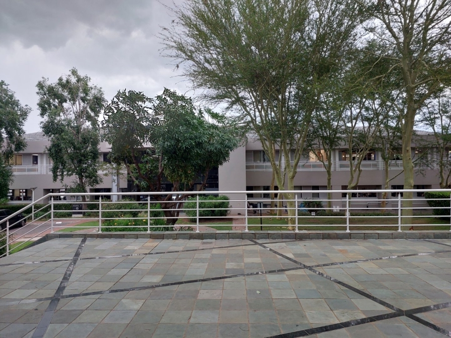 To Let commercial Property for Rent in Woodmead Gauteng