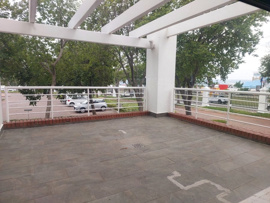 Commercial Property for Sale in Woodmead Gauteng
