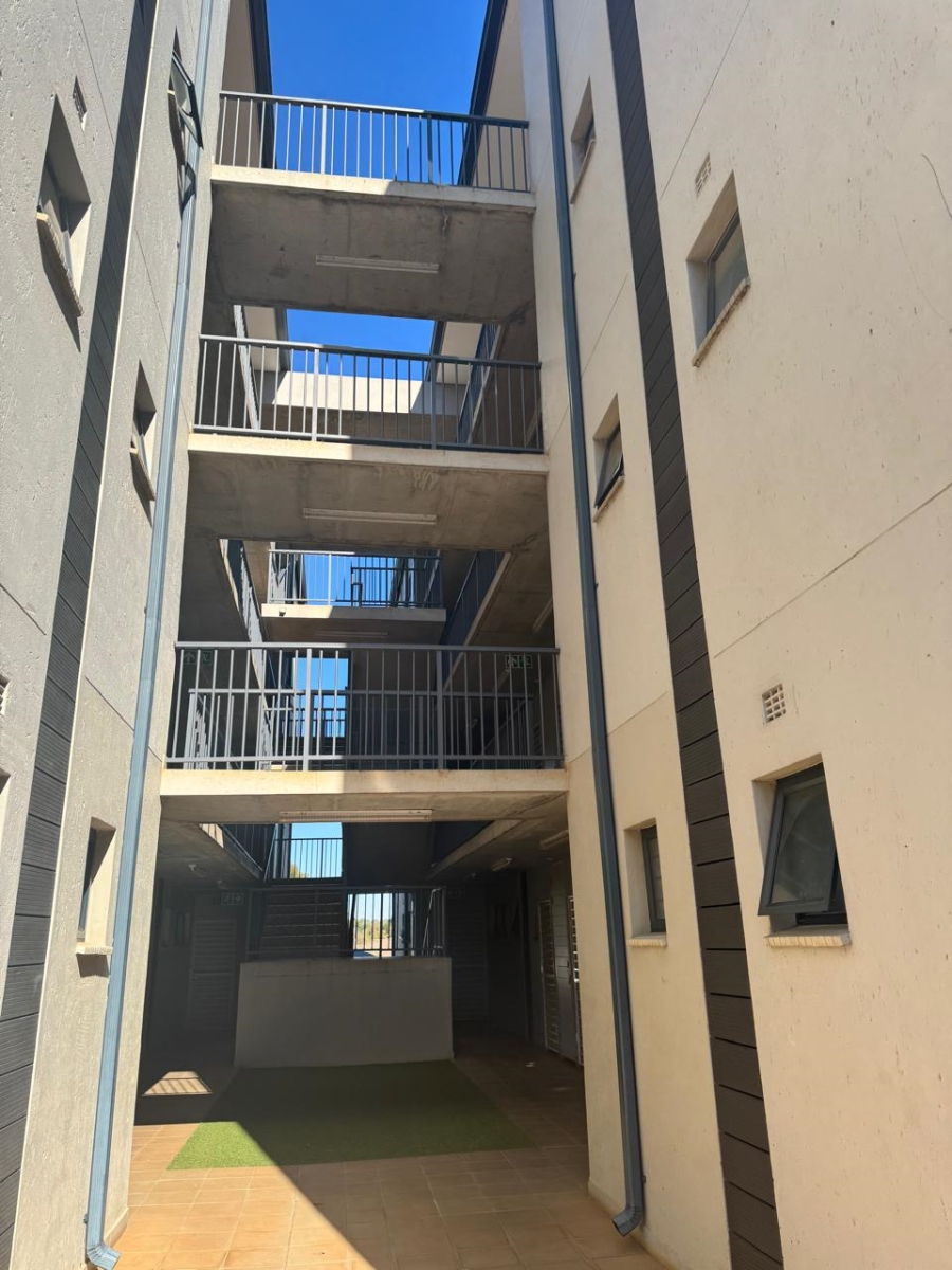 To Let 2 Bedroom Property for Rent in Clubview Gauteng