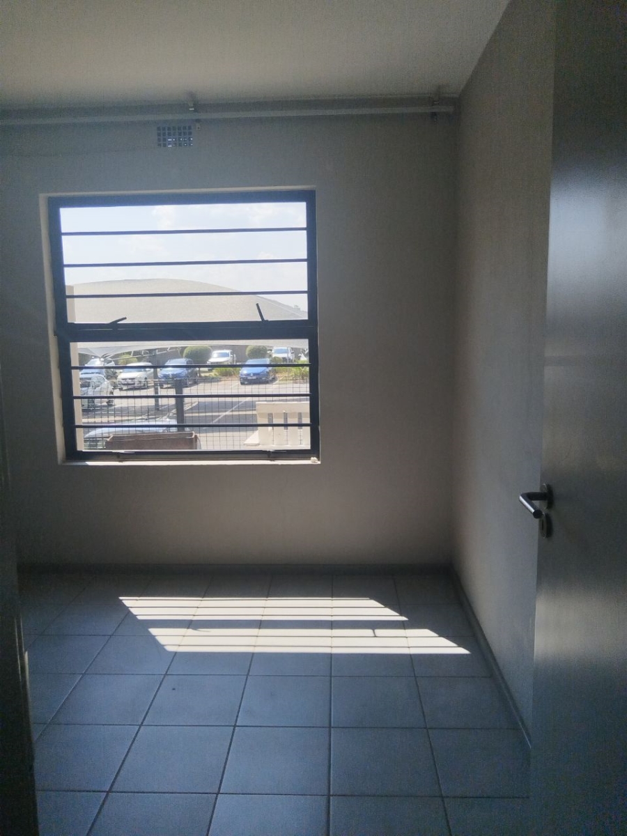 To Let 2 Bedroom Property for Rent in Clubview Gauteng
