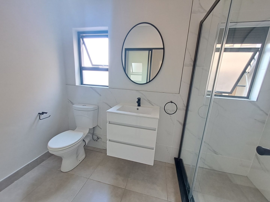 To Let 3 Bedroom Property for Rent in Waterfall Gauteng