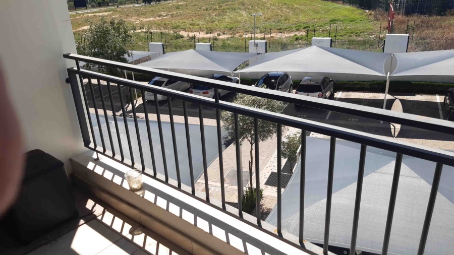 To Let 1 Bedroom Property for Rent in Modderfontein Gauteng