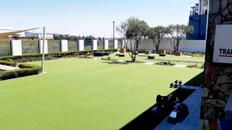 To Let 1 Bedroom Property for Rent in Modderfontein Gauteng