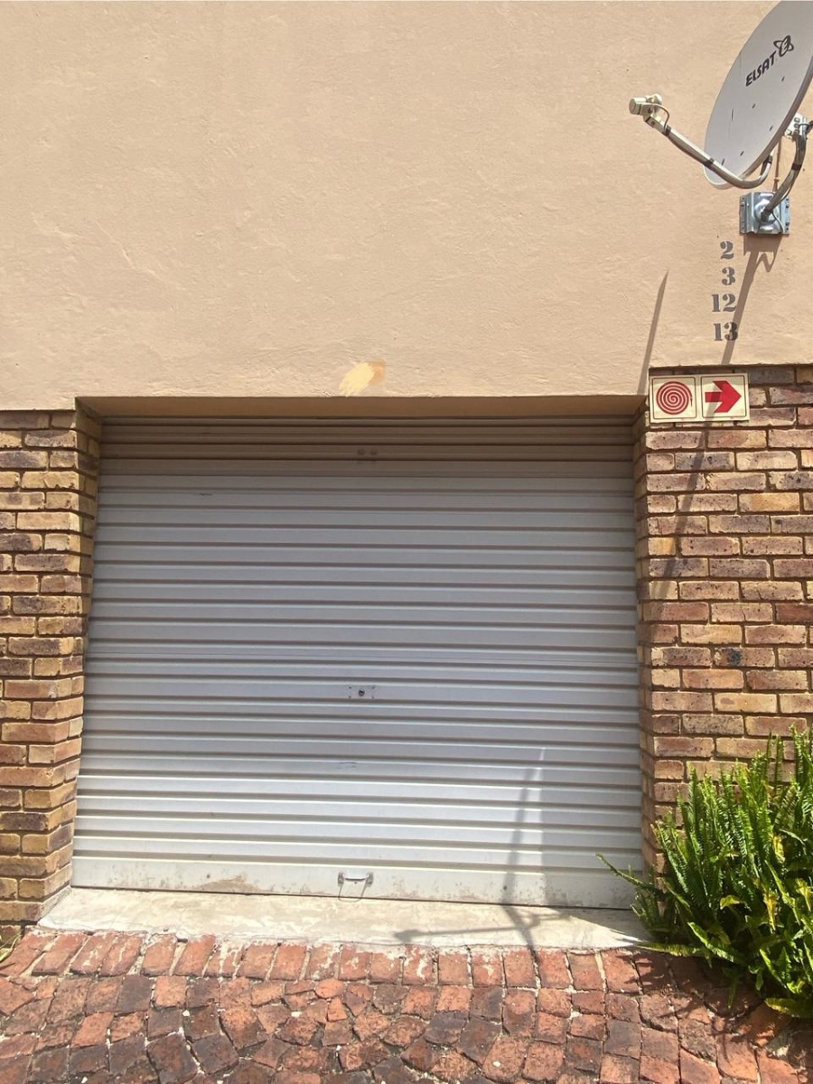 2 Bedroom Property for Sale in Gezina Gauteng