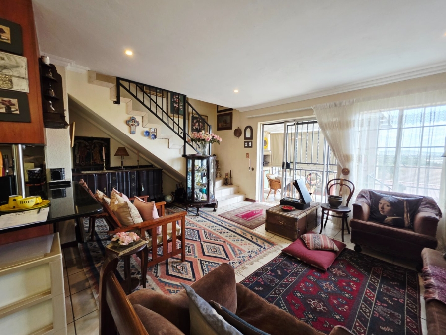 2 Bedroom Property for Sale in La Montagne Gauteng