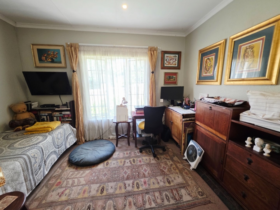 2 Bedroom Property for Sale in La Montagne Gauteng