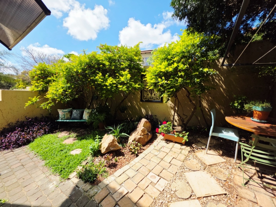 2 Bedroom Property for Sale in La Montagne Gauteng