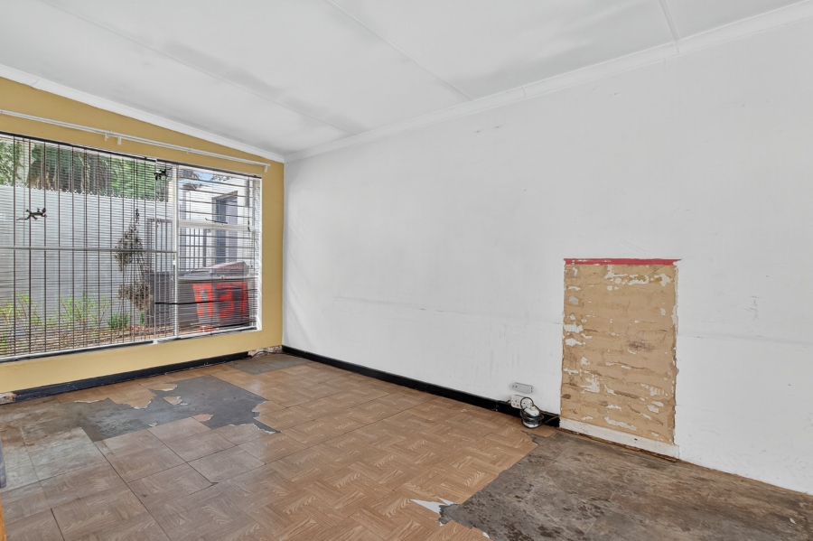 2 Bedroom Property for Sale in Greymont Gauteng