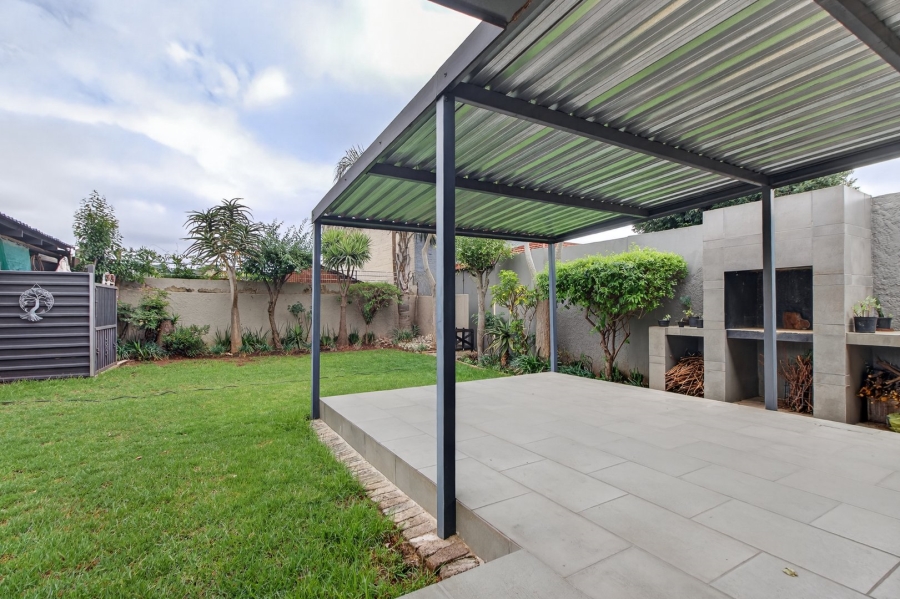 2 Bedroom Property for Sale in Greymont Gauteng