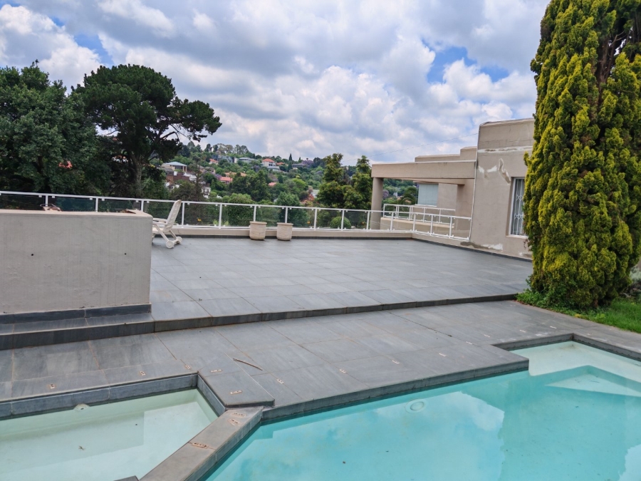 7 Bedroom Property for Sale in Observatory Gauteng