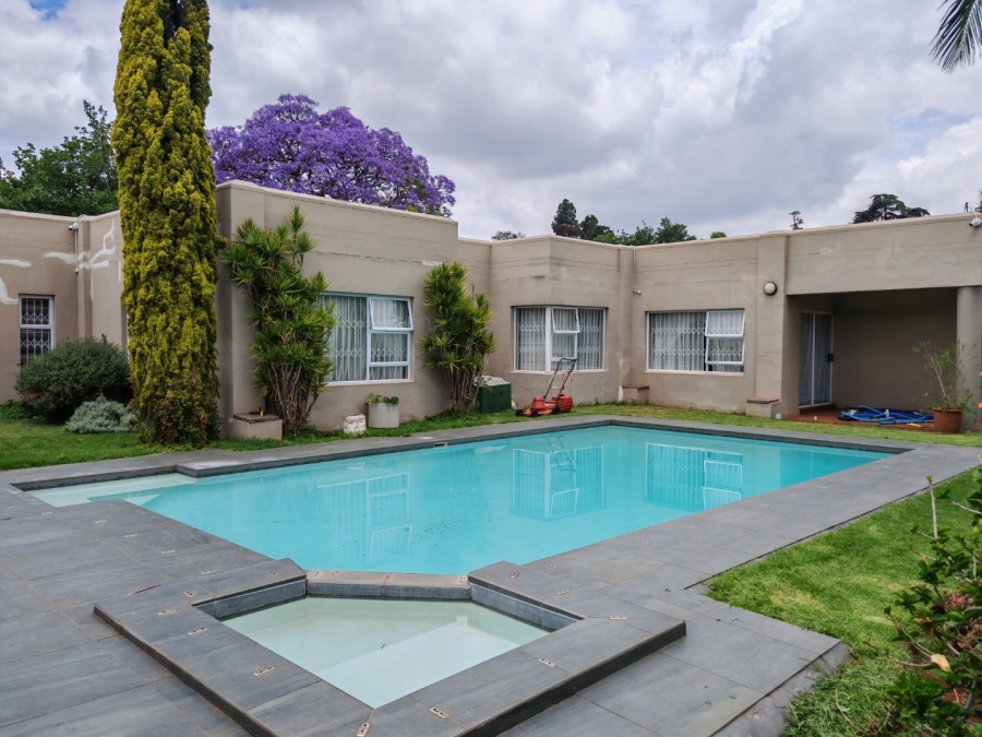 7 Bedroom Property for Sale in Observatory Gauteng