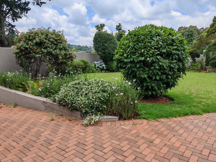 7 Bedroom Property for Sale in Observatory Gauteng