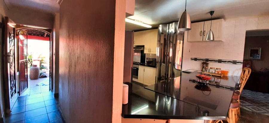 4 Bedroom Property for Sale in Leachville Ext 1 Gauteng