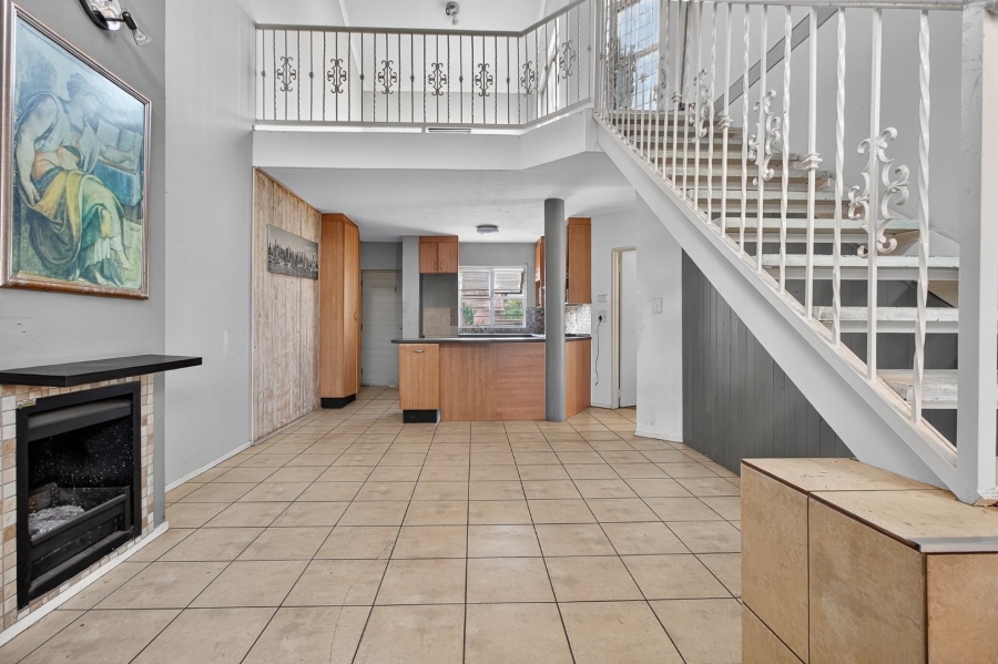 2 Bedroom Property for Sale in Noordhang Gauteng