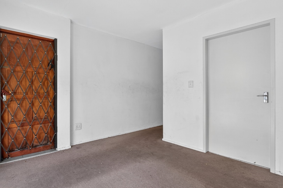 2 Bedroom Property for Sale in Noordhang Gauteng