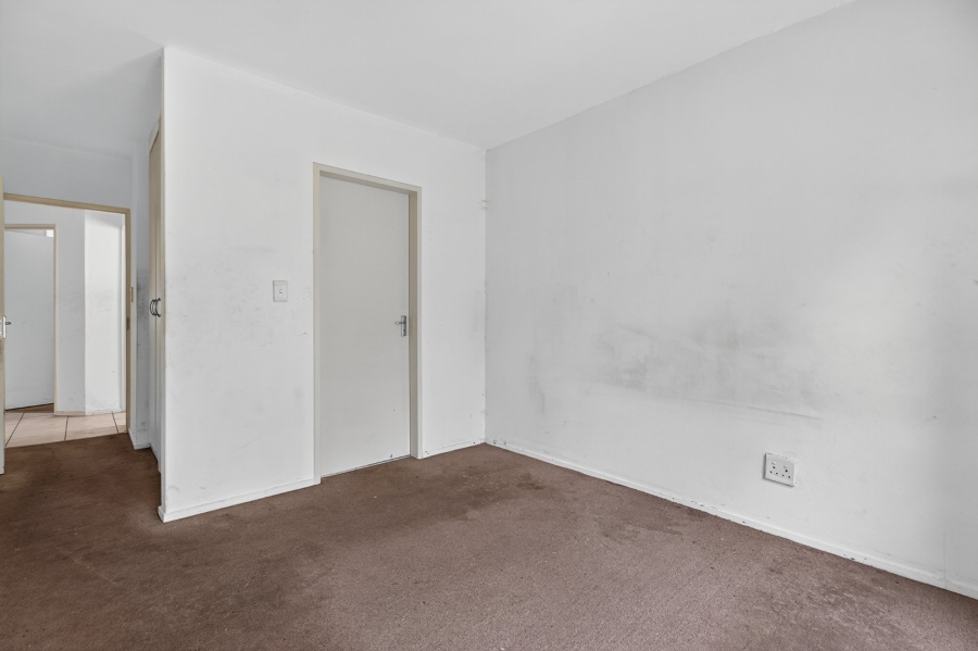 2 Bedroom Property for Sale in Noordhang Gauteng