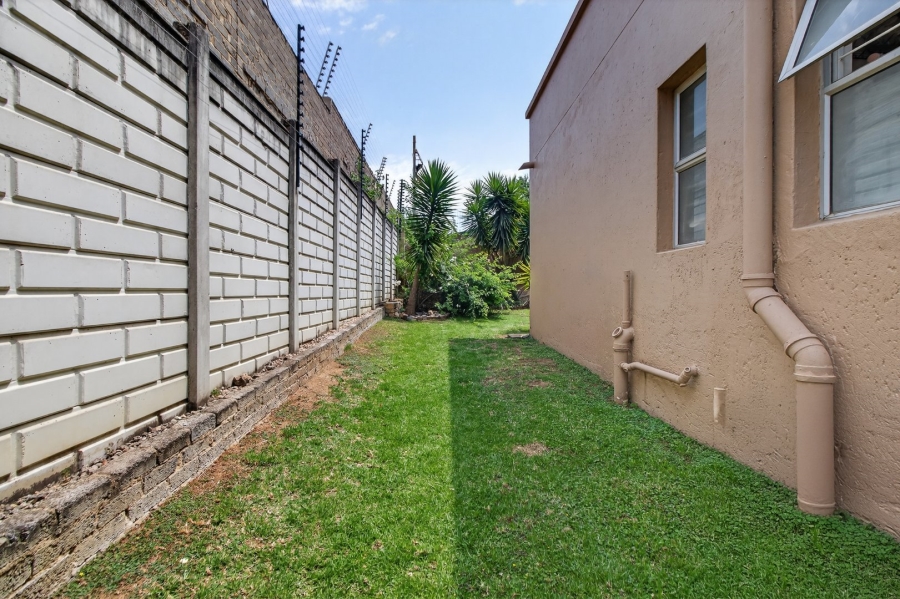 2 Bedroom Property for Sale in Noordhang Gauteng