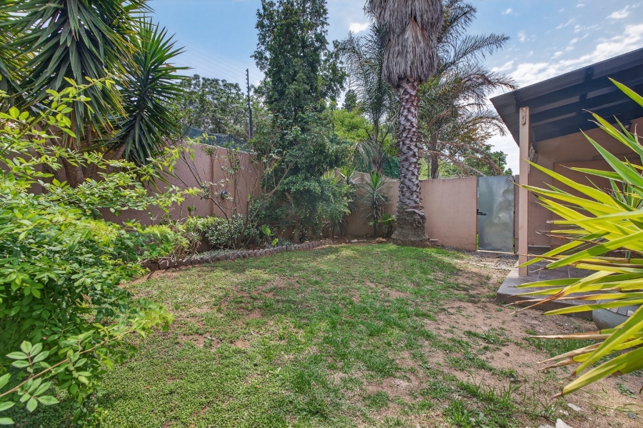 2 Bedroom Property for Sale in Noordhang Gauteng