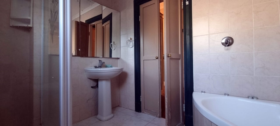 3 Bedroom Property for Sale in Benoni Central Gauteng