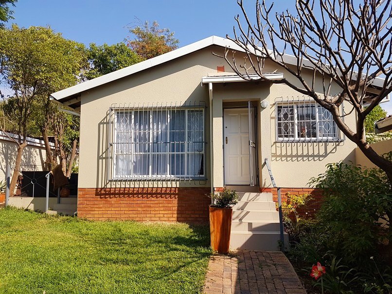 3 Bedroom Property for Sale in Nieuw Muckleneuk Gauteng