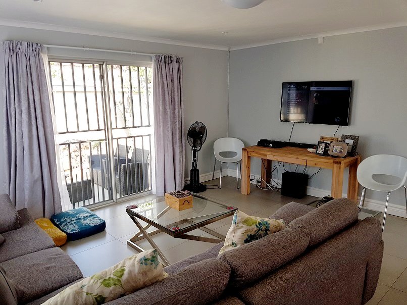 3 Bedroom Property for Sale in Nieuw Muckleneuk Gauteng