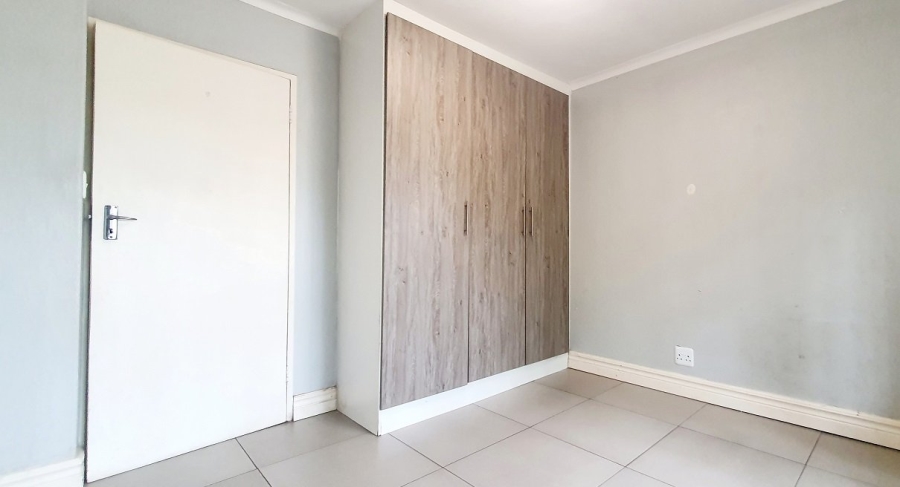 3 Bedroom Property for Sale in Nieuw Muckleneuk Gauteng