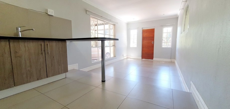 3 Bedroom Property for Sale in Nieuw Muckleneuk Gauteng