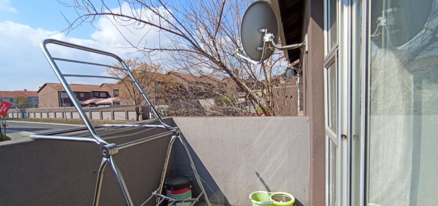 2 Bedroom Property for Sale in Vorna Valley Gauteng