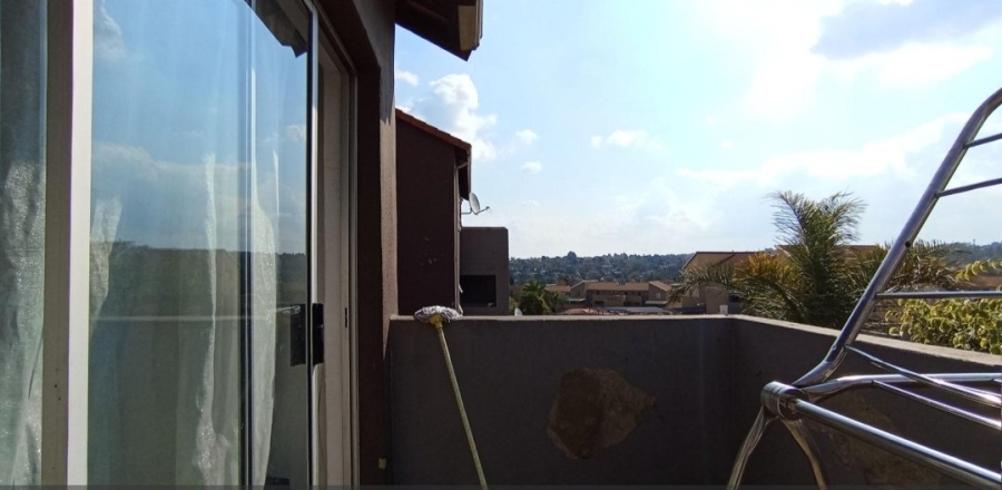 2 Bedroom Property for Sale in Vorna Valley Gauteng