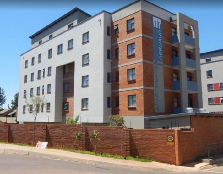 1 Bedroom Property for Sale in Die Hoewes Gauteng