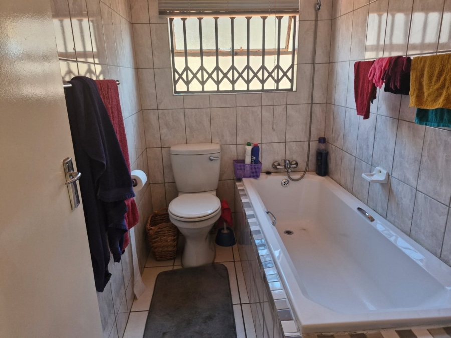 3 Bedroom Property for Sale in The Orchards Gauteng