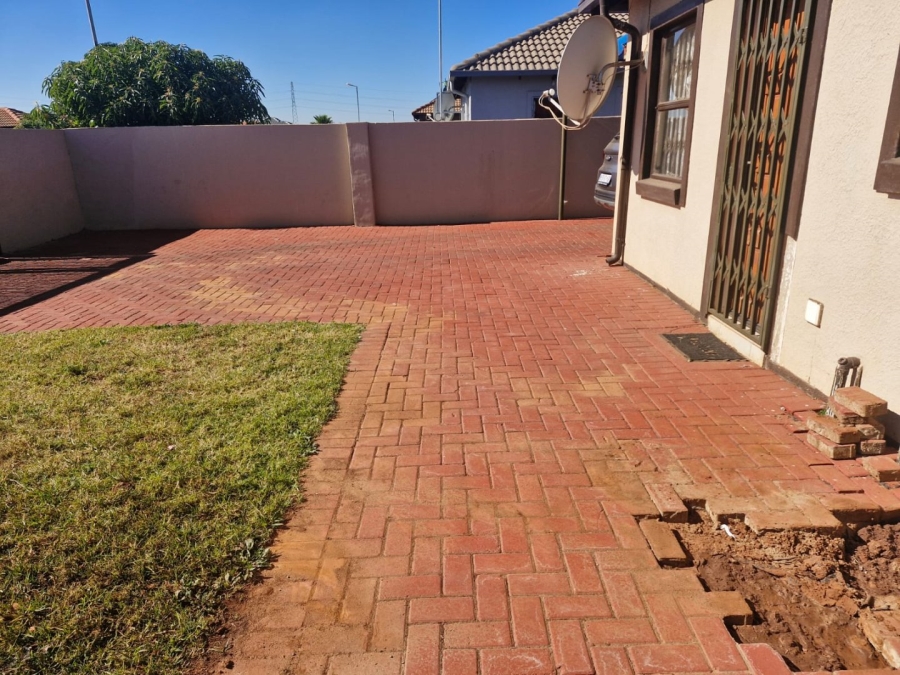 3 Bedroom Property for Sale in The Orchards Gauteng