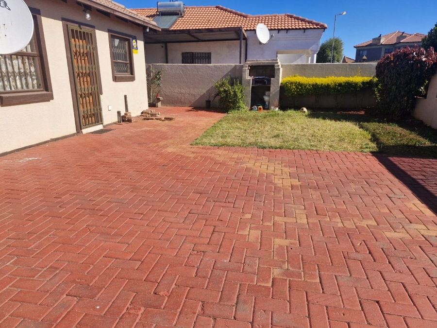 3 Bedroom Property for Sale in The Orchards Gauteng