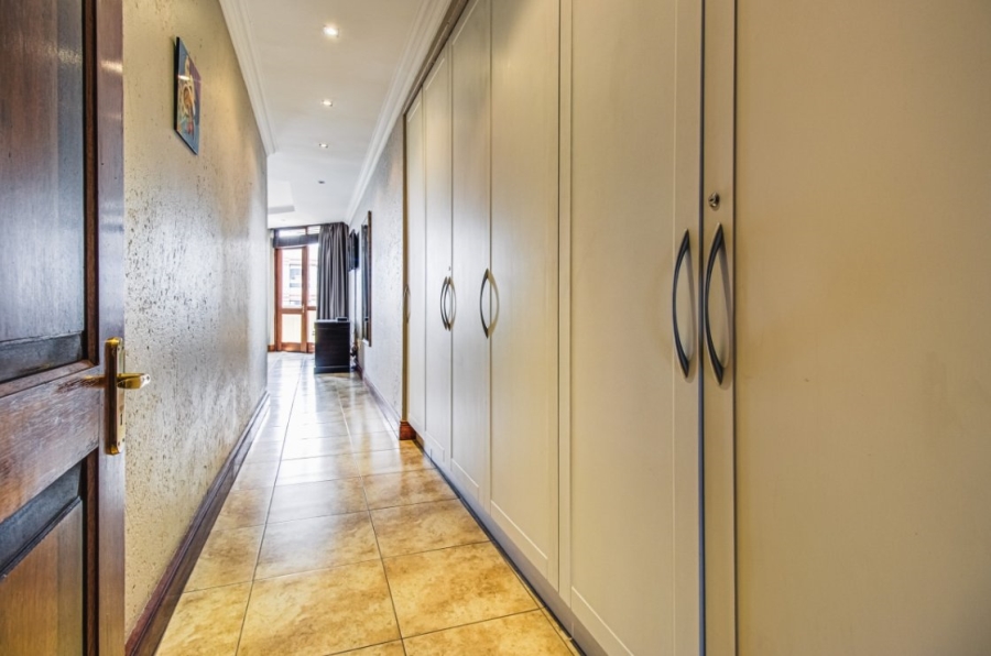 2 Bedroom Property for Sale in Bedfordview Gauteng