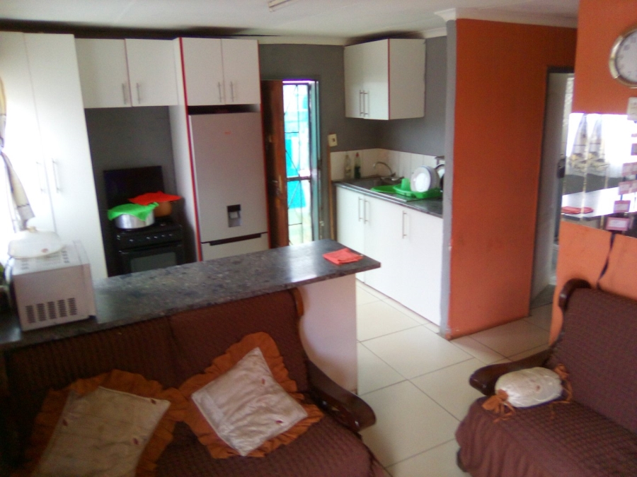 3 Bedroom Property for Sale in Lotus Gardens Gauteng