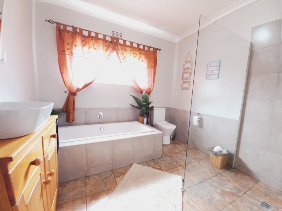 3 Bedroom Property for Sale in Solheim Gauteng