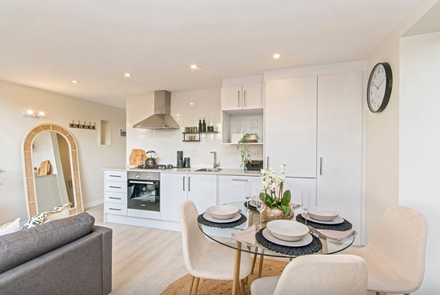 2 Bedroom Property for Sale in Lanseria Gauteng