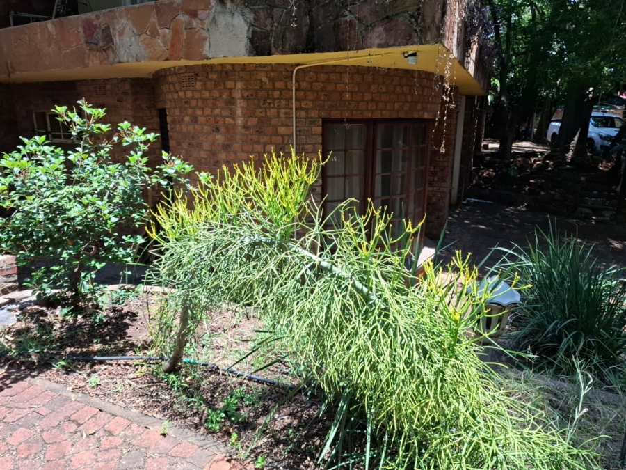 5 Bedroom Property for Sale in Pretoria North Gauteng