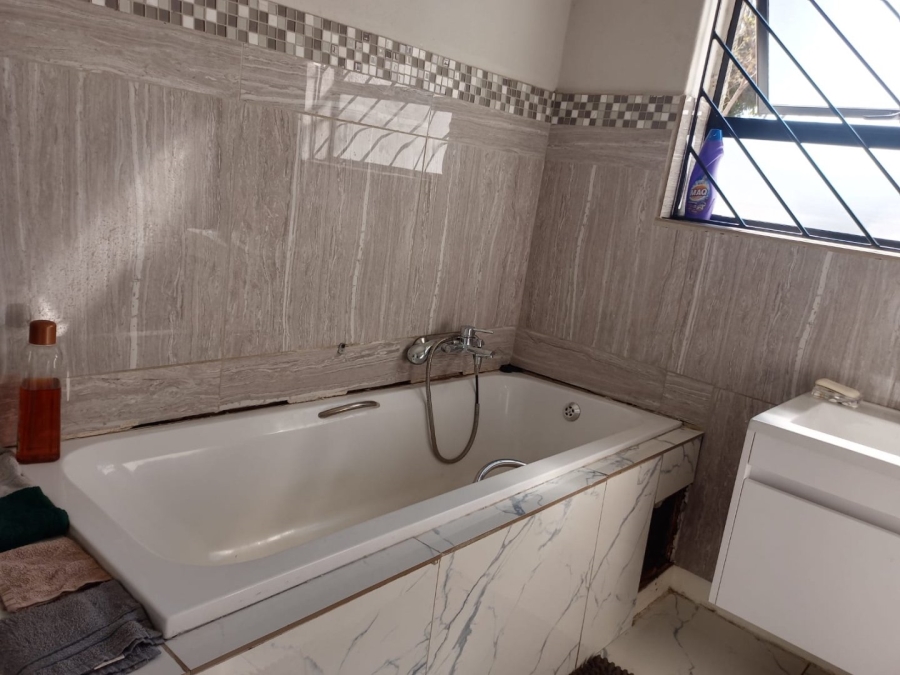 3 Bedroom Property for Sale in Sallies Village Gauteng