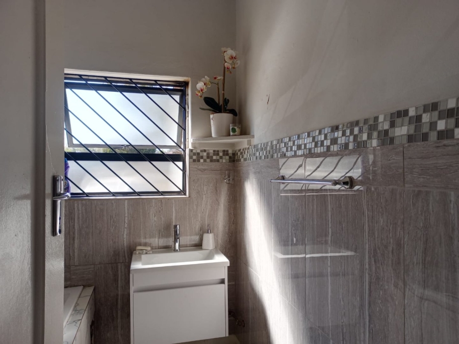 3 Bedroom Property for Sale in Sallies Village Gauteng