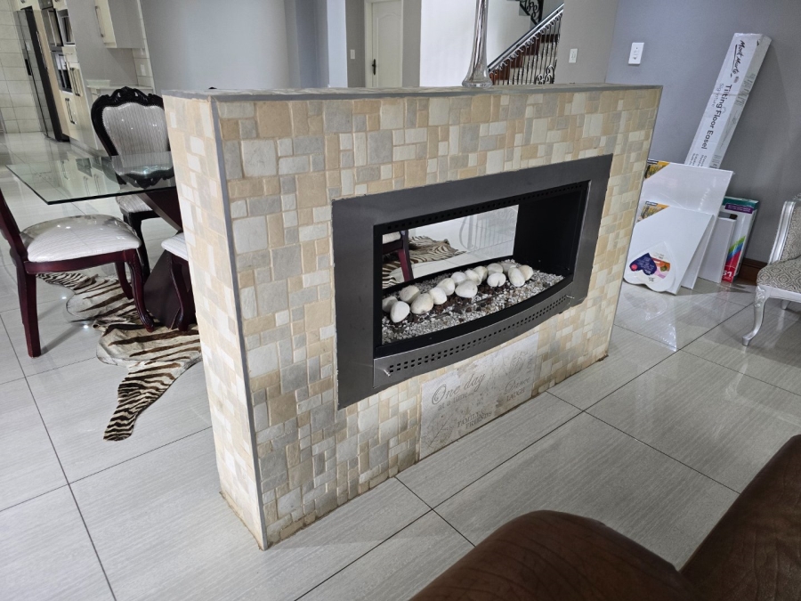 To Let 5 Bedroom Property for Rent in Comet Gauteng