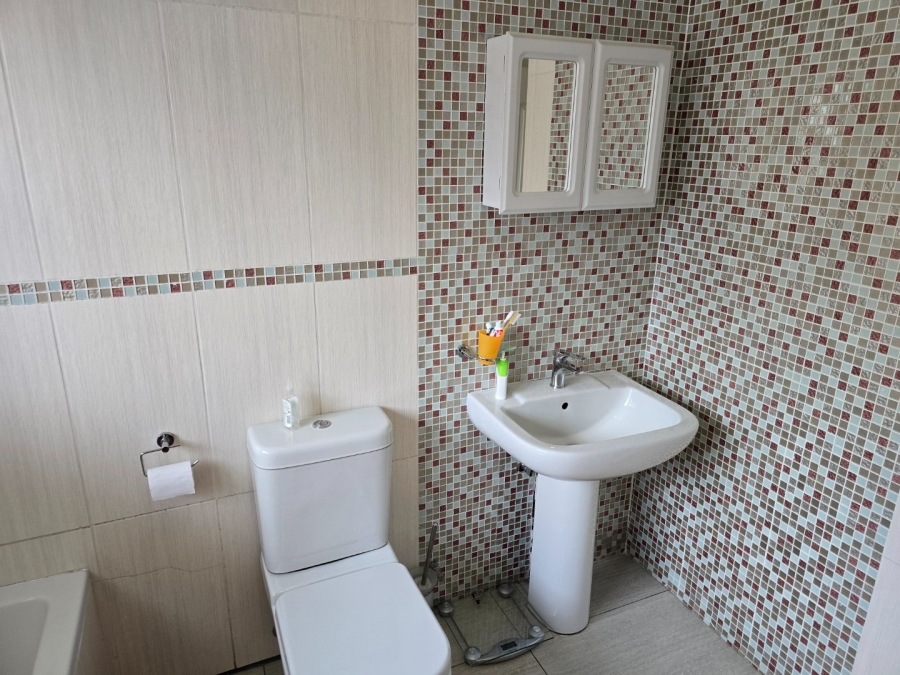 To Let 5 Bedroom Property for Rent in Comet Gauteng