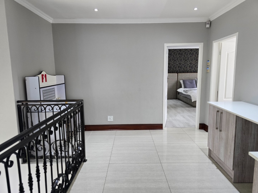 To Let 5 Bedroom Property for Rent in Comet Gauteng