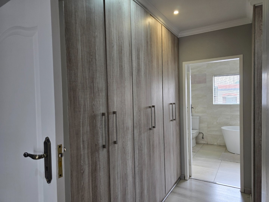 To Let 5 Bedroom Property for Rent in Comet Gauteng