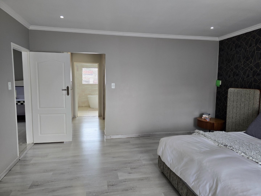 To Let 5 Bedroom Property for Rent in Comet Gauteng