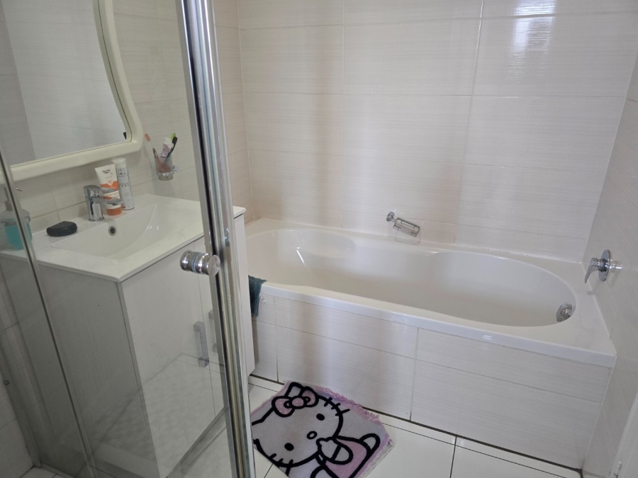 To Let 5 Bedroom Property for Rent in Comet Gauteng